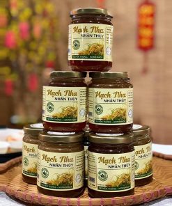 Mạch Nha Nhân Thùy tham gia tại hội chợ