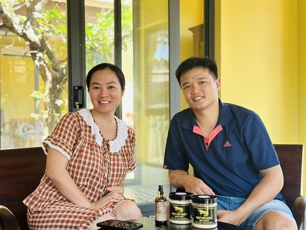 Cuộc gặp gỡ sau 10 năm của Nhân Thùy Foods và chị Bùi Thị Thanh Hằng - CEO Karose