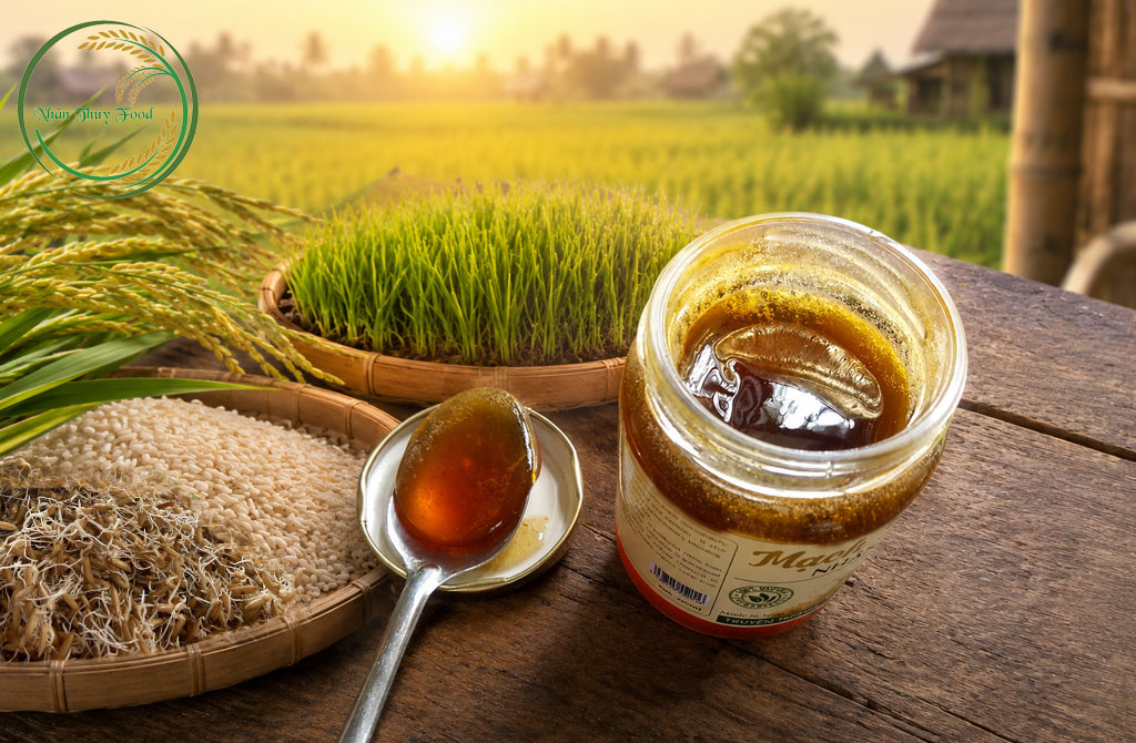 Mạch nha có dạng sánh dẻo màu vàng